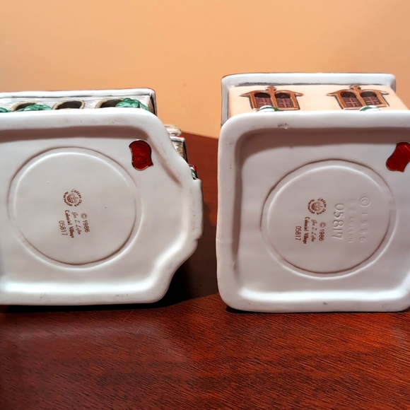 Set of two vintage Lefton Colonial Village Christmas Church and House - Picture 5 of 5